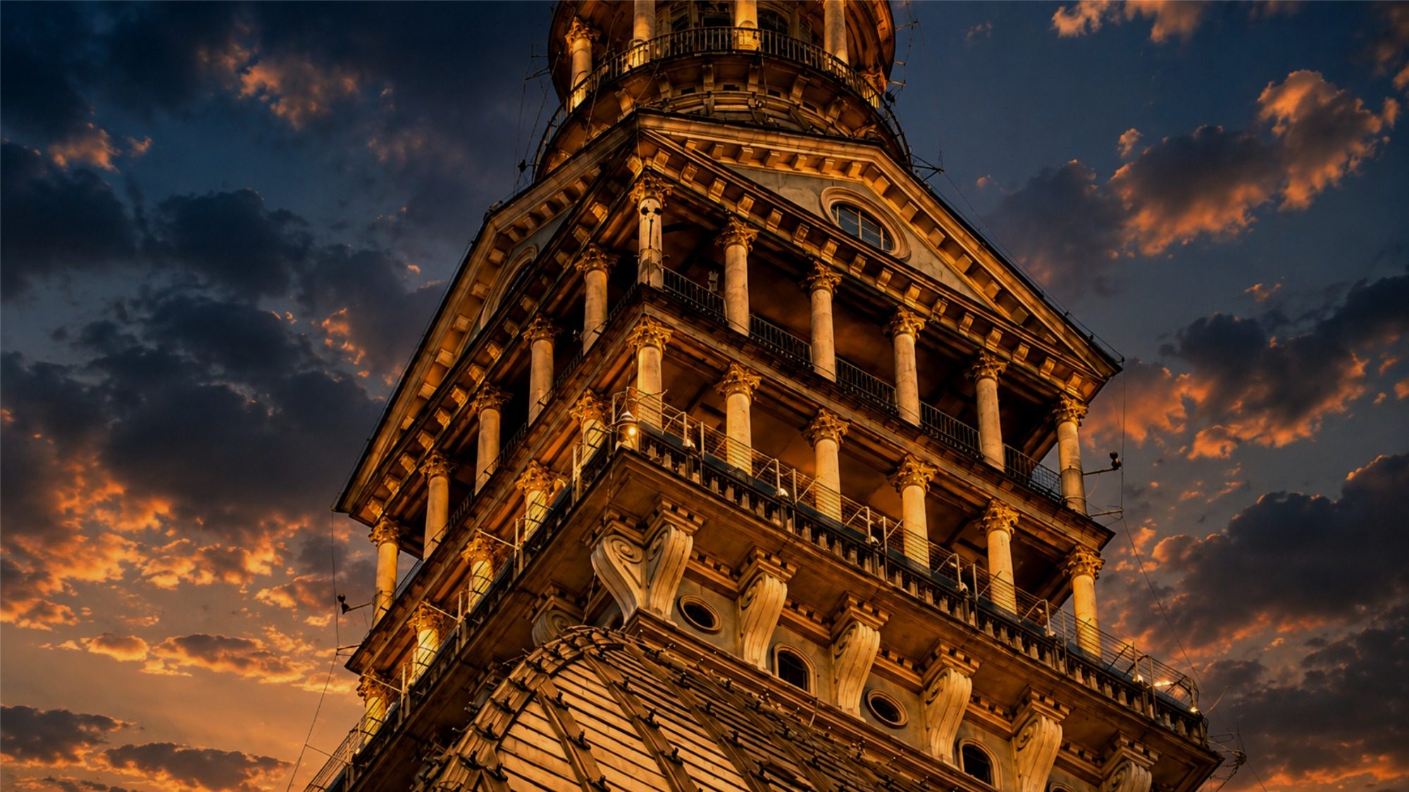 La Mole Antonelliana, fotografía de Agustín Espinosa